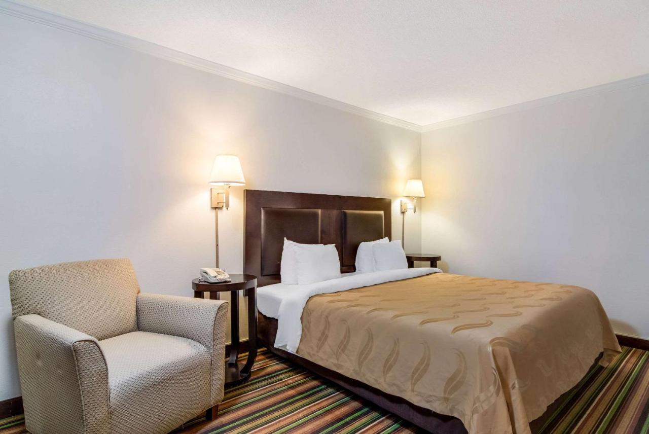 Quality Inn Marietta Exterior photo