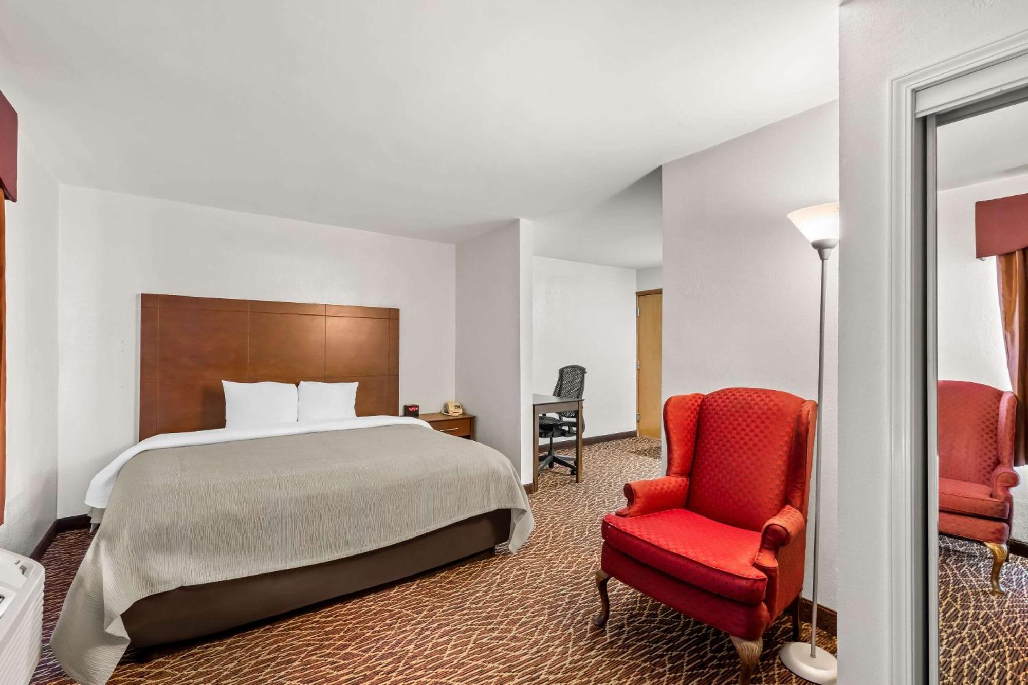 Quality Inn Marietta Exterior photo