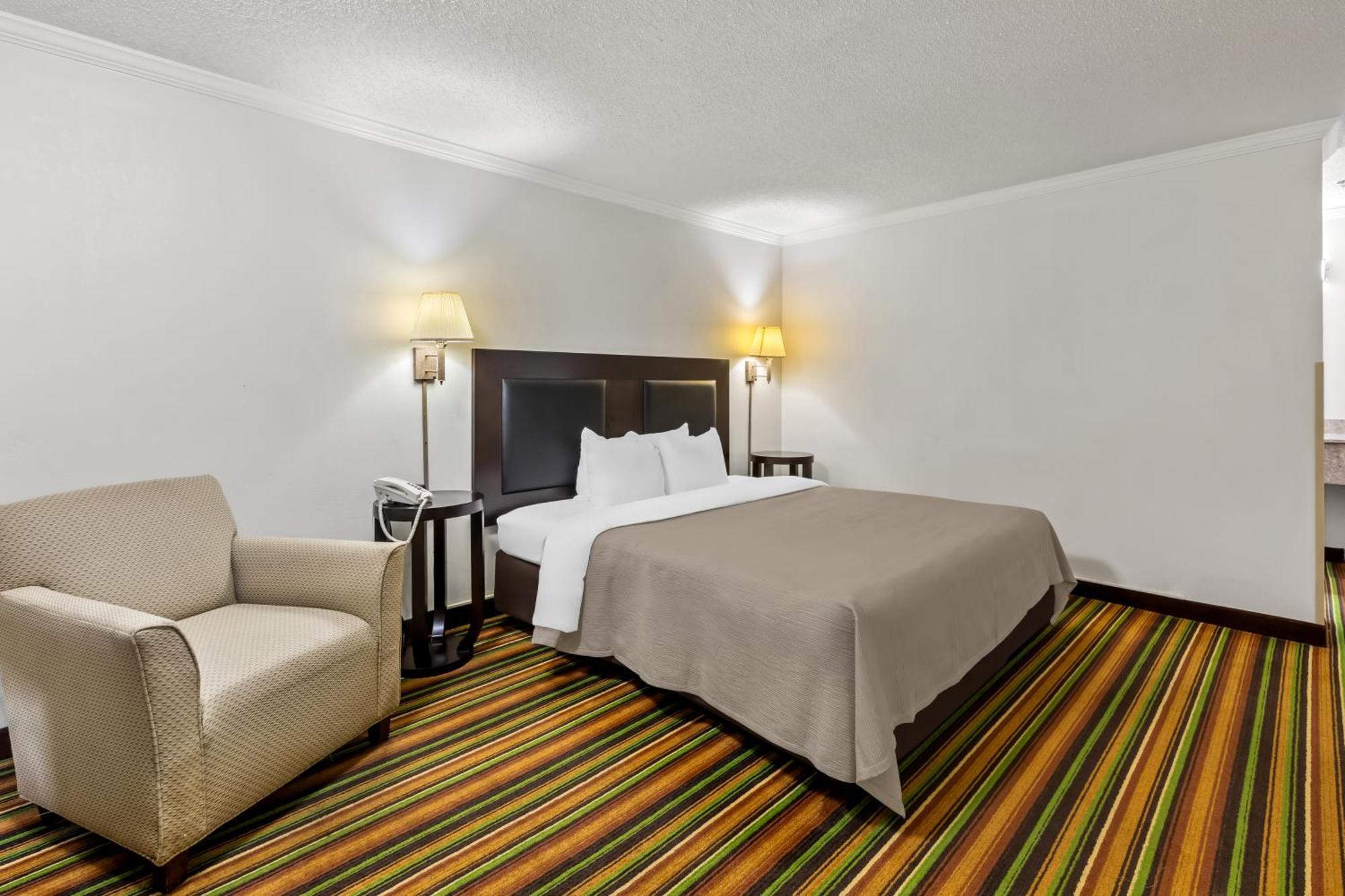 Quality Inn Marietta Exterior photo